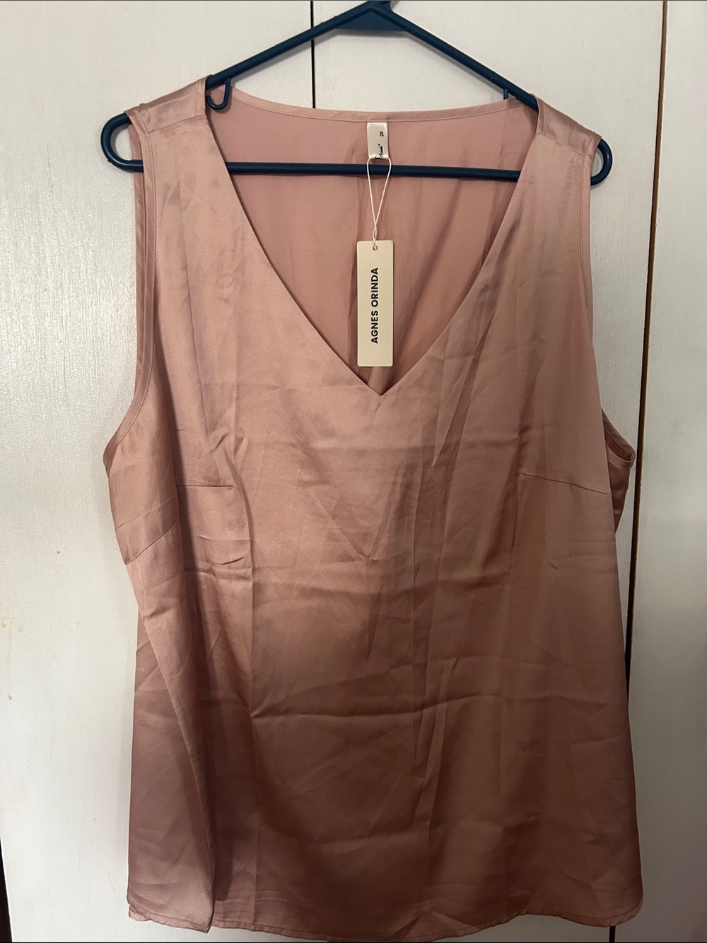 Agnes Orinda Women's V-Neck Camisole in Dusty Rose